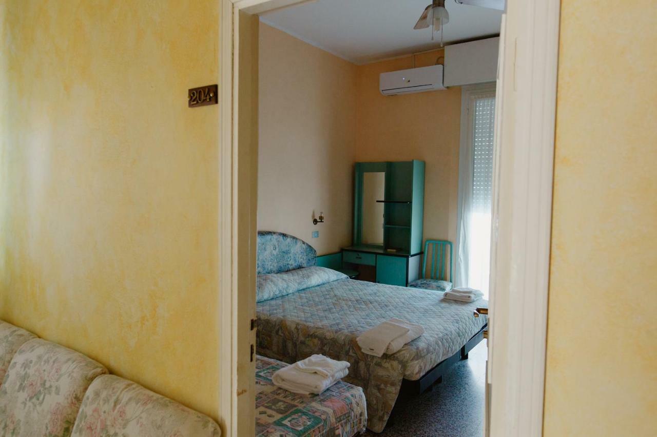 Hotel Lauretta Bellaria – Igea Marina Kültér fotó